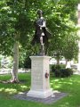 Petofi szobor a Varoshaza elott